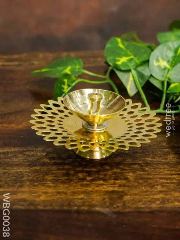 brass-jhaali-sunflower-shaped-diya-wbg0038-430