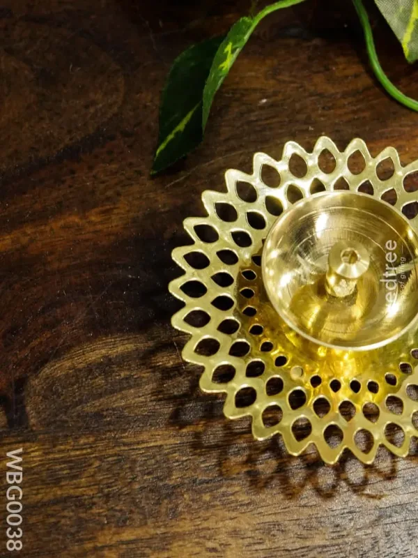 brass-jhaali-sunflower-shaped-diya-wbg0038-987