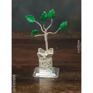 German Silver Tulasi Maadam with Green Leaves