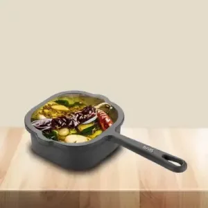 AVIAS CAST IRON SQUARE TADKA PAN 12 CM- medium